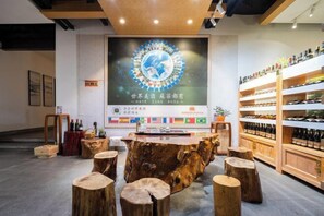 Interior - Qifan Hotel (Kunming Railway Station Huannan South Road Metro Station Branch) (Kunming)