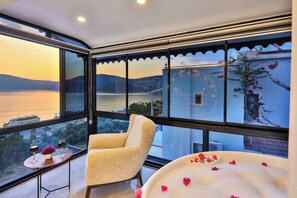 Villa Classique, balcon, vue mer | Vue de la chambre