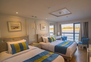 Classic-Doppel- oder -Zweibettzimmer, Flussblick