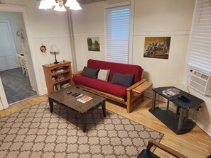 Smart TV - Spacious 4-bedroom apartment with WiFi, treadmill in charming Milwaukee (Milwaukee)