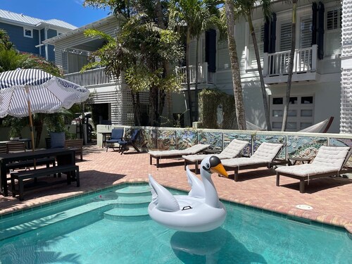 Duplex Heated Pool Walk to Beach