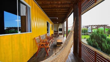 Apartment | Terrace/patio