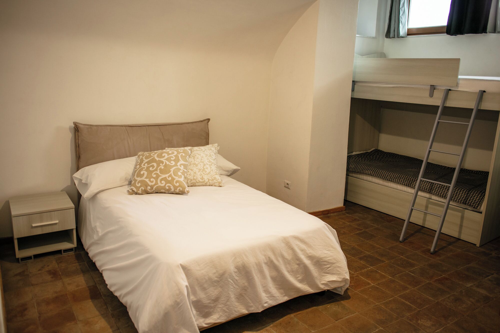 2 Schlafzimmer, Bügeleisen/Bügelbrett, Reisekinderbett, WLAN