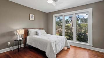 3 Schlafzimmer, Bügeleisen/Bügelbrett, WLAN, Bettwäsche