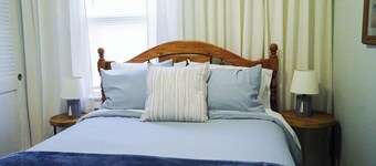 Coastal 3-BR Lower Near Lake MI and Downtown Sheboygan