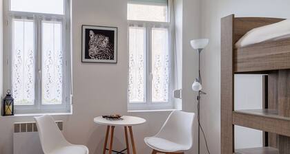 La Orana Room ~ Arrivée autonome ~ 1 personne