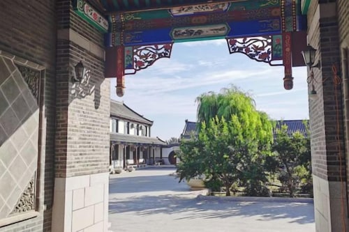 Xinzhuang Seafood Hotel
