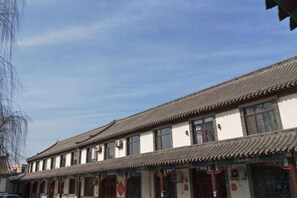 Unclassified image, 3 of 61, button - Xinzhuang Seafood Hotel (Zhaoyuan)