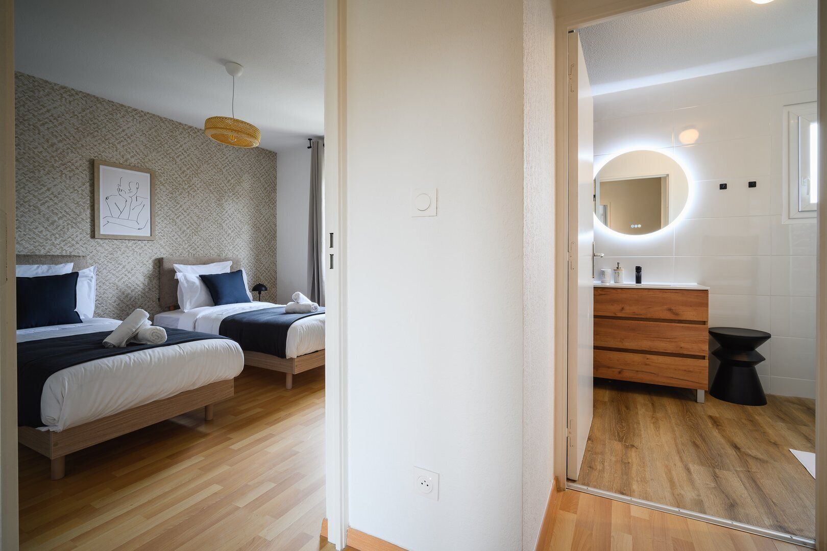 3 多间卧室、熨斗/熨衣板、WiFi、床单