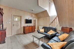 Classic-Villa, Balkon, Gartenblick