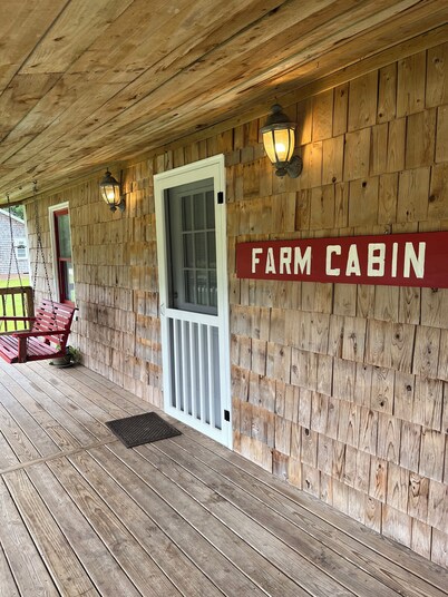 Pleasant 2 bedroom farmhouse