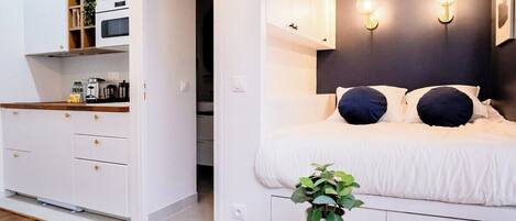 Internet, bed sheets