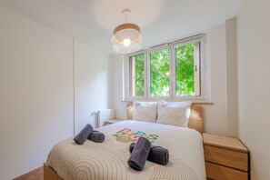 3 chambres, accĂšs Internet, draps fournis