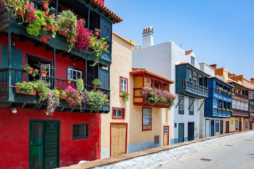 Home Elias LA Palma City