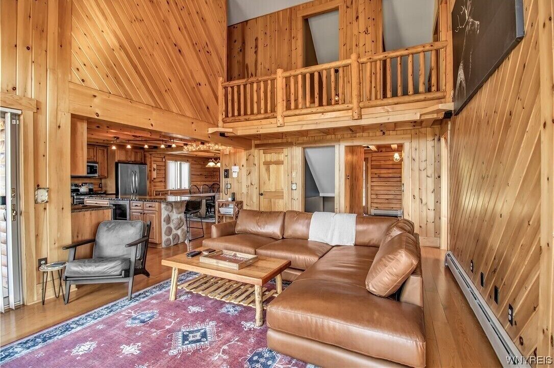 Smart-TV, peis og DVD-spiller