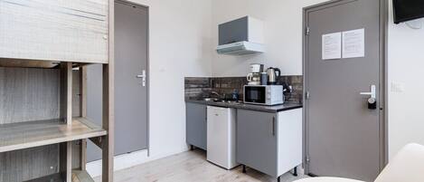 Coffee/tea maker