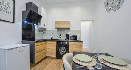 OIQIA âą ĂchappĂ©e Belle