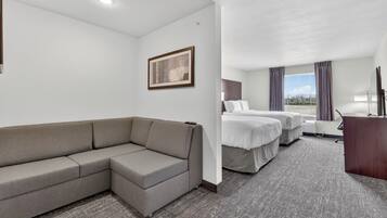 Desk, laptop workspace, iron/ironing board, free WiFi