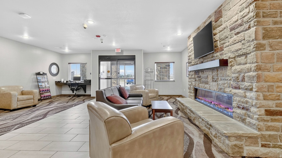 Cobblestone Hotel & Suites - Eaton