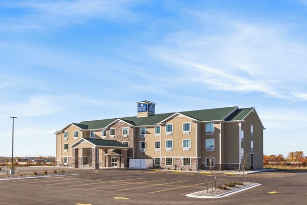 Exterior - Cobblestone Hotel & Suites - Eaton (Eaton)