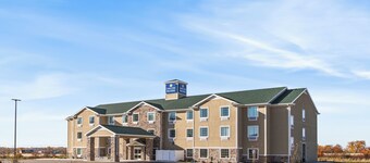 Cobblestone Hotel & Suites - Eaton
