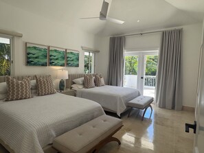 4 chambres, fer et planche à repasser, Wi-Fi, draps fournis