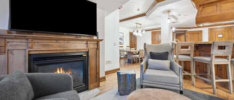 Televisor intel·ligent i llar de foc