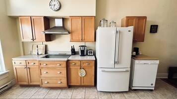 Microwave, oven, stovetop