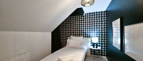 3 bedrooms, WiFi, bed sheets