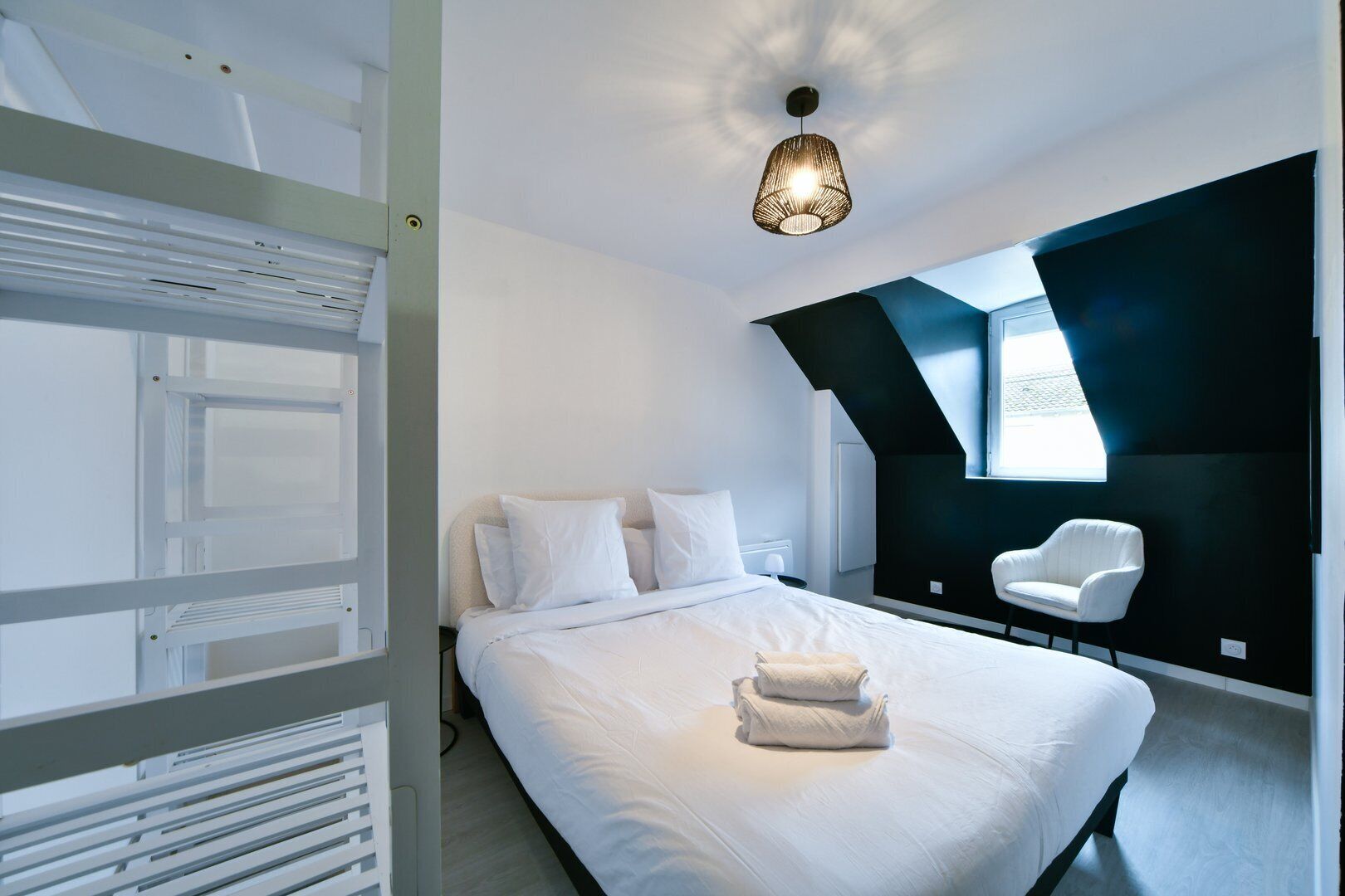 3 bedrooms, WiFi, bed sheets