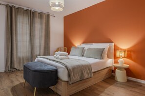 1 bedroom, WiFi, bed sheets