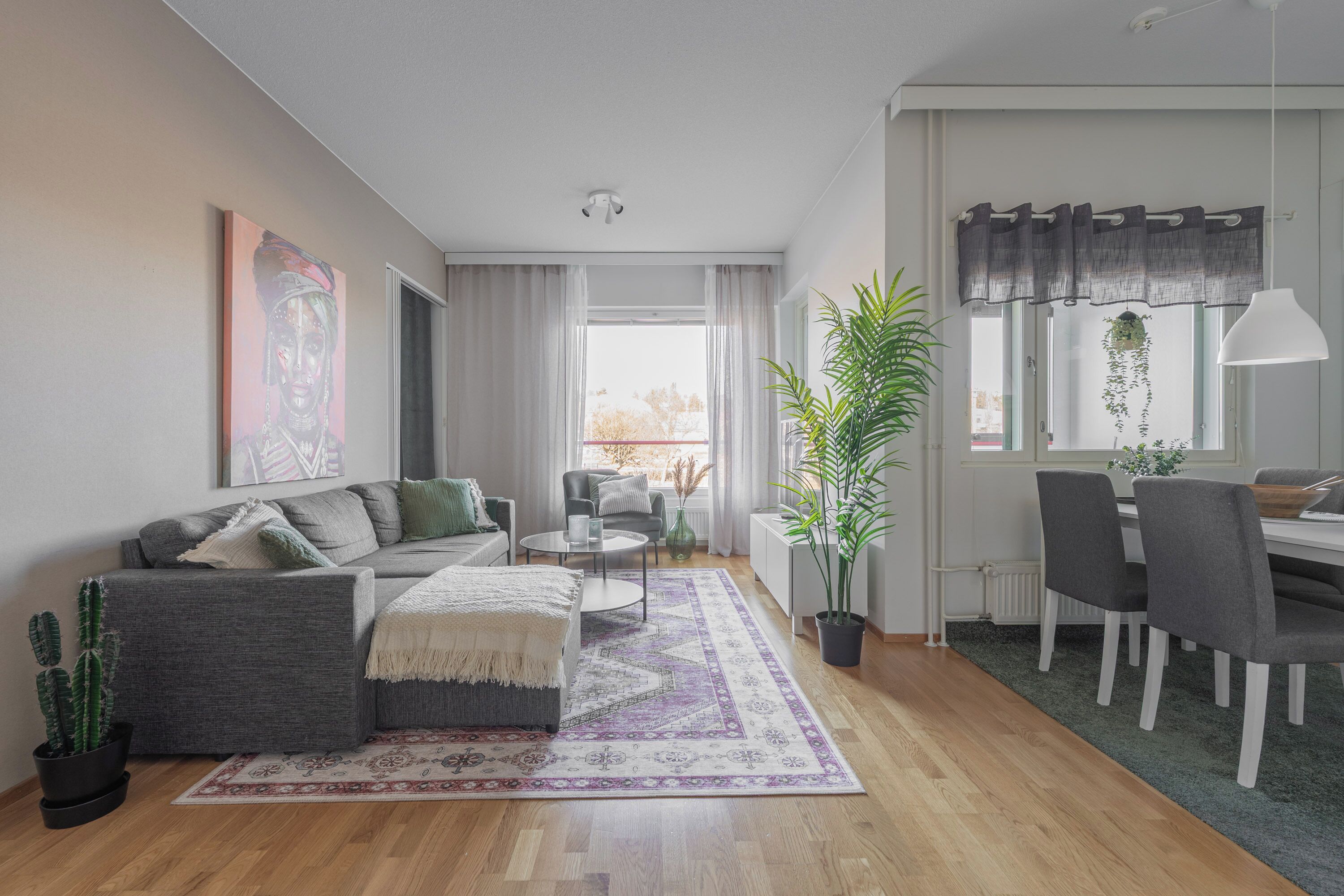 Comfort Apartment, City View | Living area