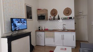 Private kitchen - The budget studio. (Limoges)