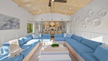 Nhà, phù hợp cho người khuyết tật | 6 phòng ngủ, truy cập Internet tốc độ cao