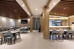 صورة غير مصنفة، 3 من 21، زرّ