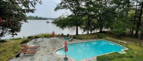 Alberca al aire libre