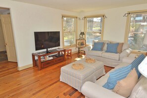 Smart-TV, DVD-Player, Videothek