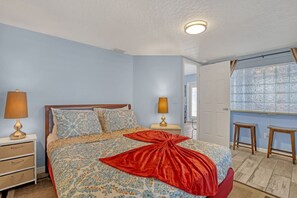 2 Schlafzimmer, Schreibtisch, Bügeleisen/Bügelbrett, WLAN