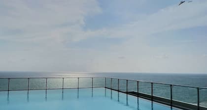 Pearly Ocean View Guest Apartment