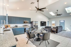Interior - Stargazer's Delight: Mtn-View Pearce Home w/ Deck! (Pearce)