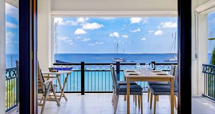 Elegancia OceanFront Apartment