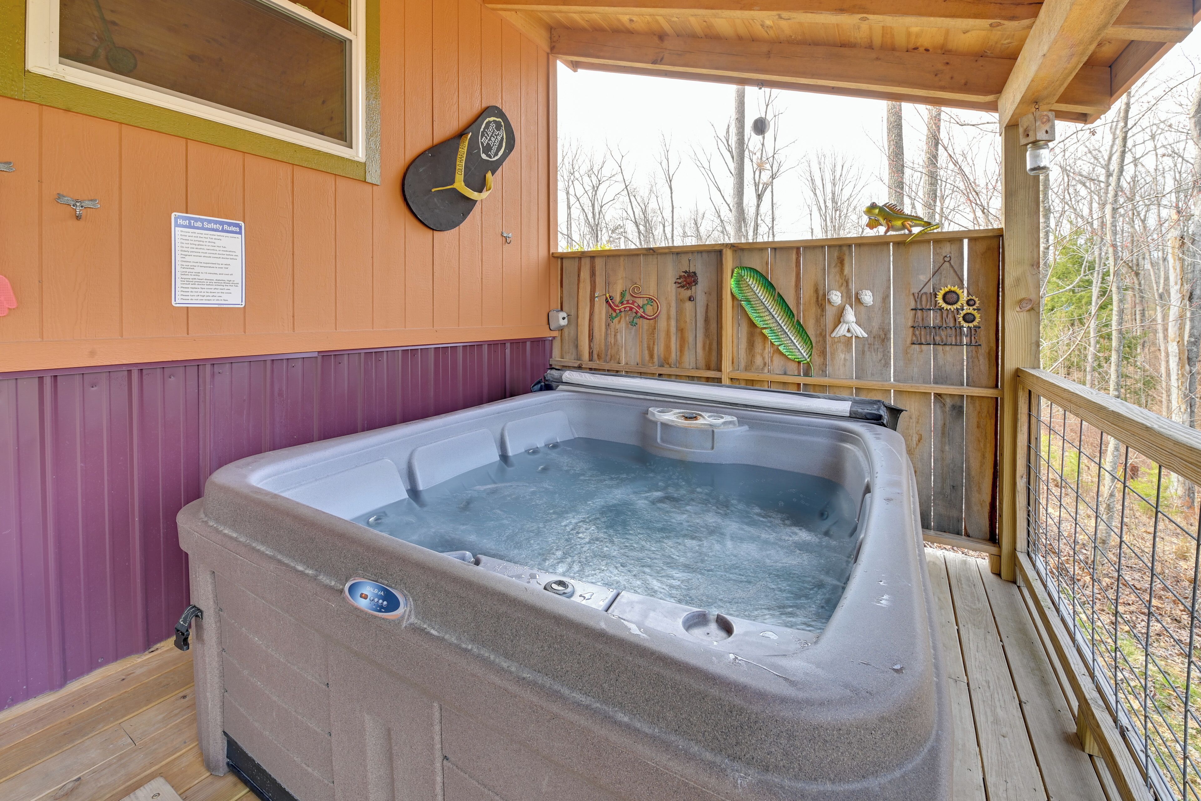 Tina de hidromasaje al aire libre