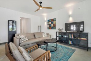 Living area - Waterdream Villa, Water Villas (Kralendijk)