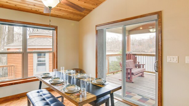 Unclassified image, 1 of 29, button - 6 Mi to Dtwn Pella: Riverfront Cabin w/ Game Room! (Pella)