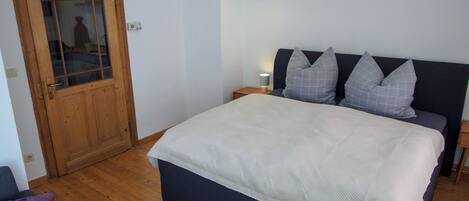 1 soverom, reiseseng for barn, wi-fi (inkludert) og sengetøy