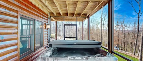 Indoor spa tub