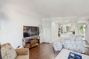 TV, DVD player