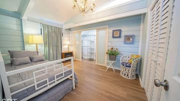 2 habitaciones, tabla de planchar con plancha, wifi y ropa de cama