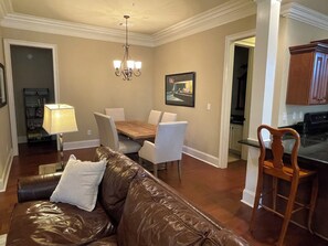 Smart TV, fireplace, DVD player