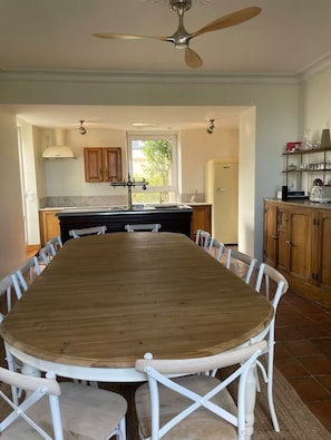 Dining - Large character house (Binic-Étables-sur-Mer)